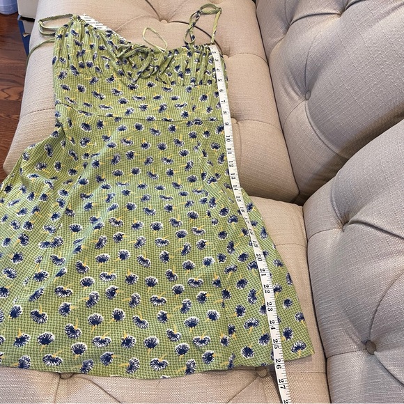 Urban Outfitters Kamaryn Green Dandelion Floral Dress Size M - Picture 10 of 11